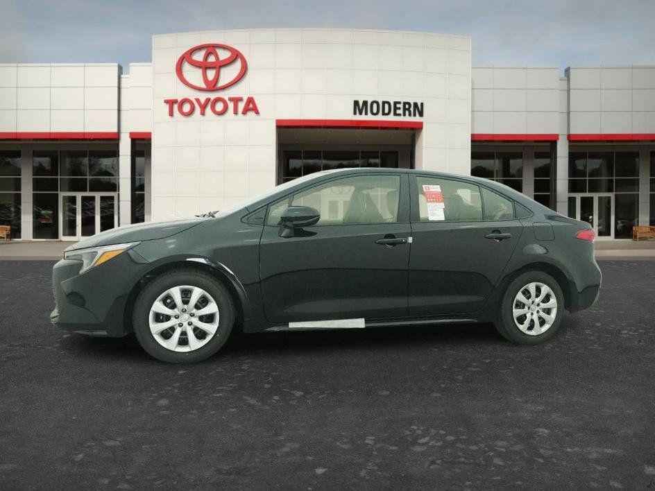 New 2026 Toyota Corolla LE FWD image 4