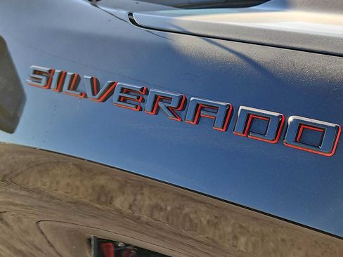 Used 2025 Chevrolet Silverado 1500 RST w/ Redline Edition AWD/4WD image 11