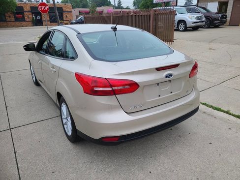 Used 2017 Ford Focus SE image 13