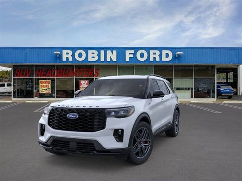 New 2026 Ford Explorer ST-Line image 2