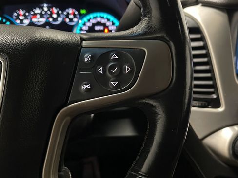 Used 2019 GMC Yukon XL Denali w/ Denali Ultimate Package AWD/4WD image 7