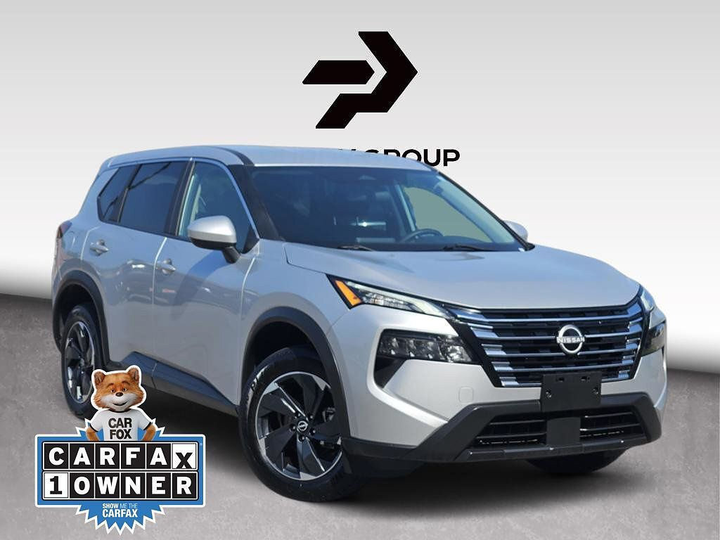 Used 2024 Nissan Rogue SV AWD/4WD image 1