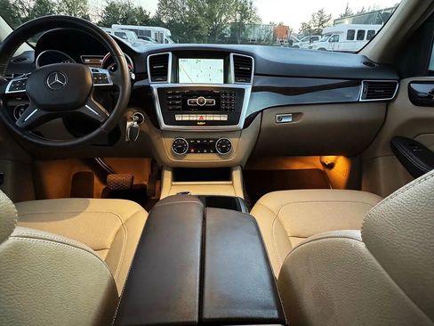 Used 2015 Mercedes-Benz ML 350 4MATIC image 17