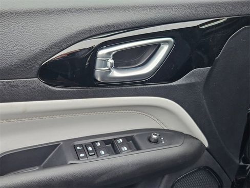 Certified 2026 Jeep Compass Limited image 11