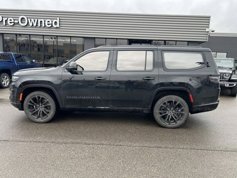 Used 2023 Jeep Grand Wagoneer Series II image 5