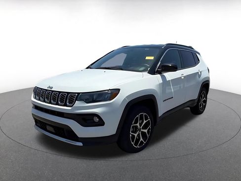 Used 2025 Jeep Compass Limited AWD/4WD image 7