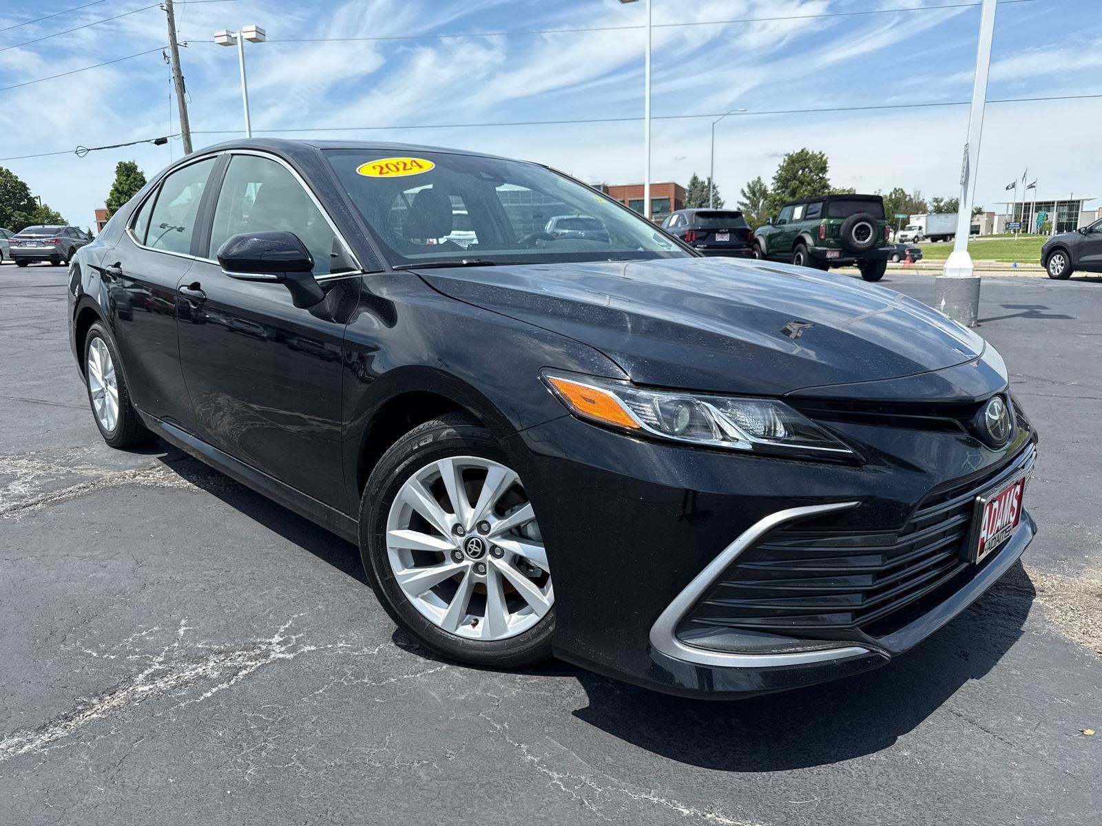 Used 2024 Toyota Camry LE FWD image 2