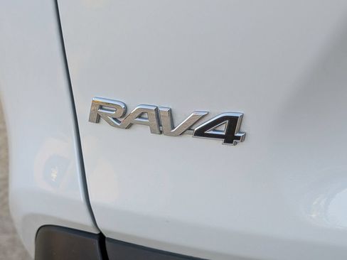 Used 2025 Toyota RAV4 XLE Premium FWD image 36