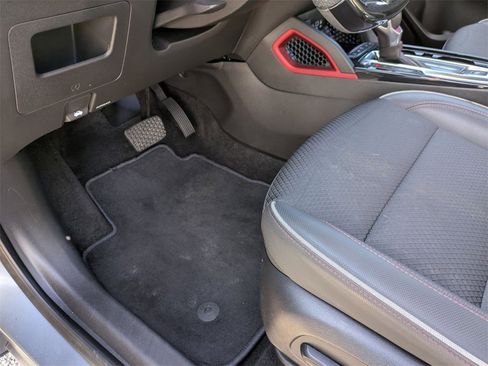 Used 2023 Chevrolet TrailBlazer RS w/ Sun and Liftgate Package image 15