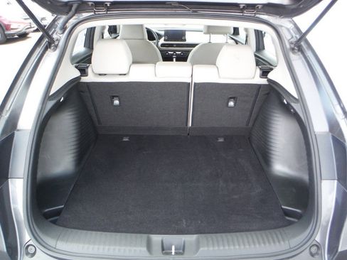 Used 2023 Honda HR-V LX image 31