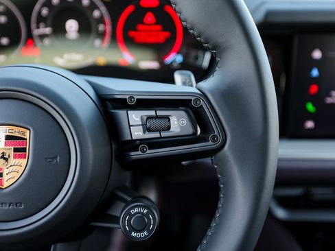 New 2026 Porsche Cayenne Coupe image 16