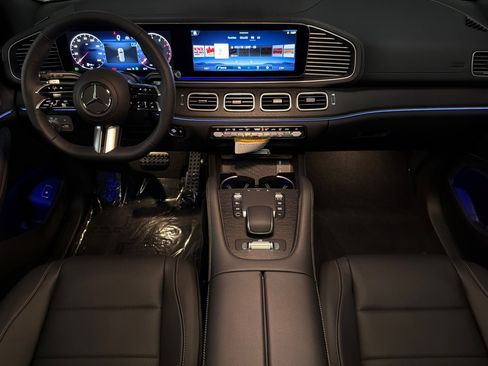 New 2026 Mercedes-Benz GLS 450 4MATIC image 12