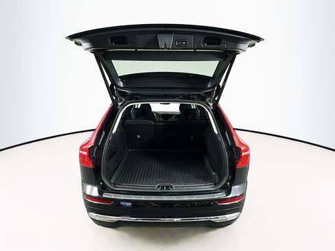 Used 2022 Volvo XC60 B6 Inscription w/ Advanced Package image 30