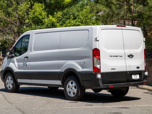 Used 2019 Ford Transit 250 130 Low Roof RWD image 8