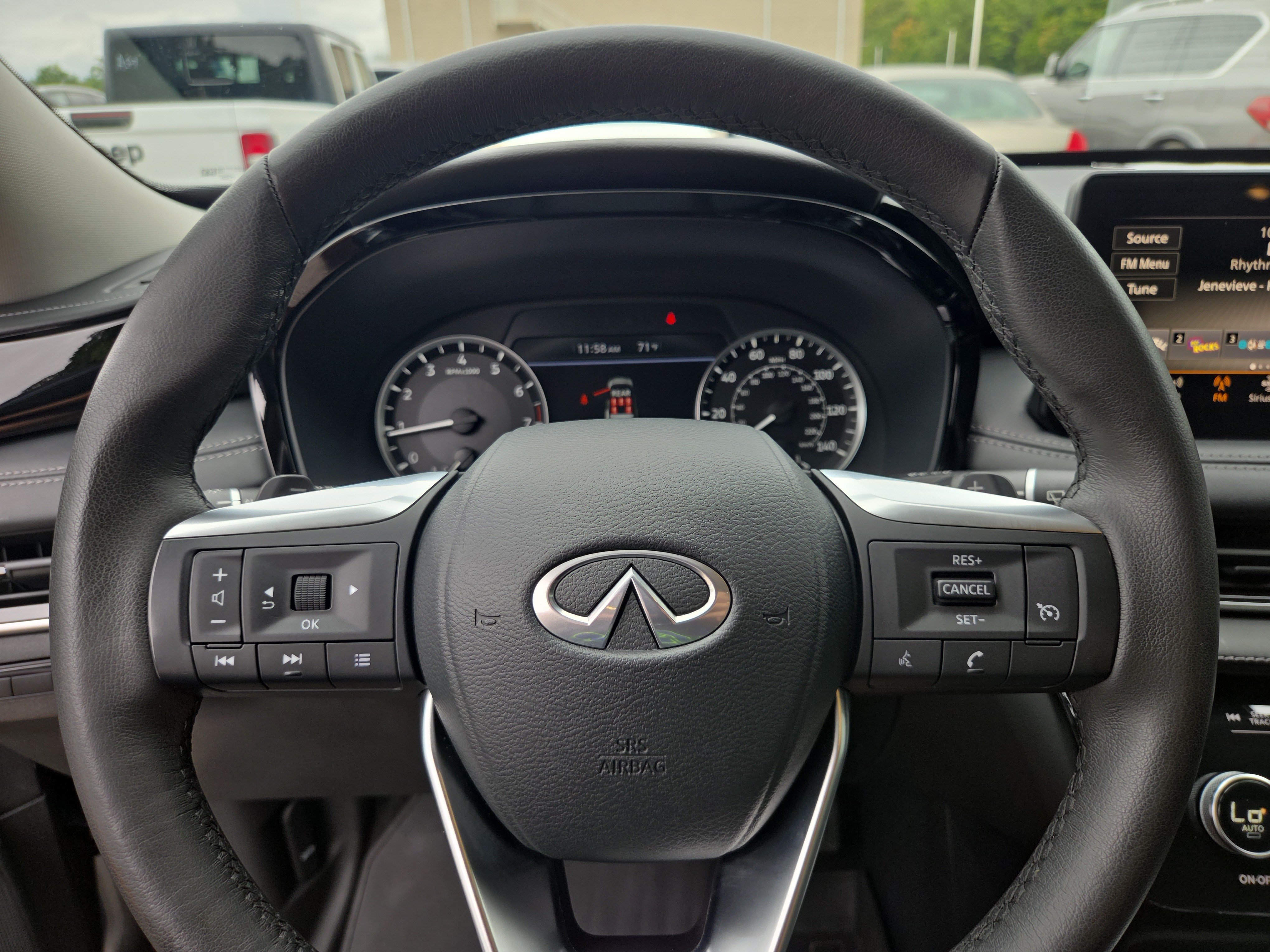 Used 2024 INFINITI QX60 Pure AWD/4WD image 11