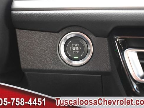 New 2026 Chevrolet Traverse LT w/ Driver Confidence Package image 33