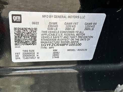 Used 2023 Cadillac XT4 Premium Luxury w/ Driver Assist Package FWD image 18