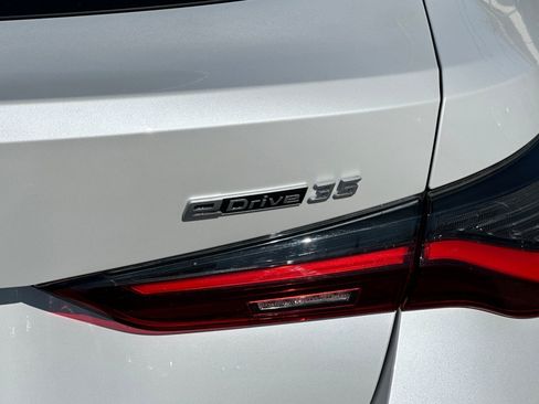 Used 2023 BMW i4 eDrive35 w/ Premium Package RWD image 27