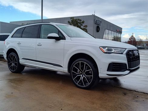 Used 2023 Audi Q7 3.0T Prestige image 16