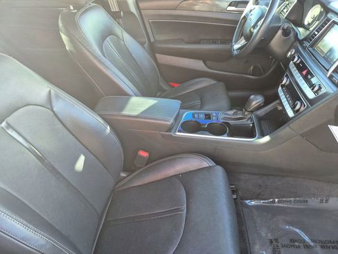 Used 2018 Hyundai Sonata Limited w/ Limited Ultimate Package 03 image 17