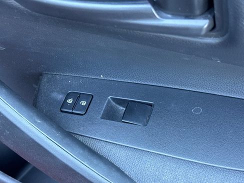 Used 2022 Toyota Corolla LE FWD image 22