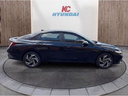New 2025 Hyundai Elantra Sport