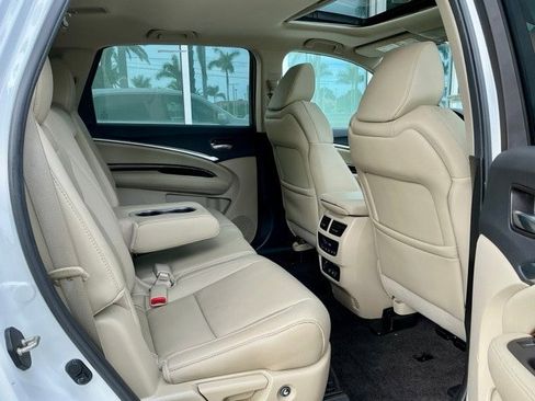 Used 2018 Acura MDX SH-AWD image 17