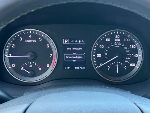 Used 2017 Hyundai Tucson Sport image 27