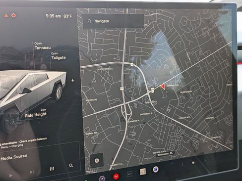 Used 2025 Tesla Cybertruck AWD Crew Cab image 22
