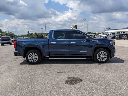 Used 2022 GMC Sierra 1500 Denali image 3