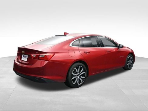 Used 2016 Chevrolet Malibu LT w/ Leather Package FWD image 5