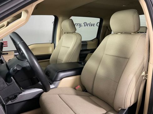 Used 2018 Ford F150 XLT w/ Equipment Group 302A Luxury AWD/4WD image 14
