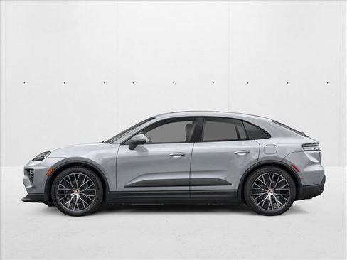 New 2026 Porsche Macan Electric image 3