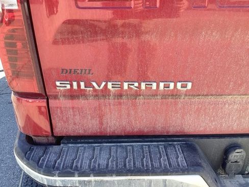 Used 2022 Chevrolet Silverado 1500 LT image 12