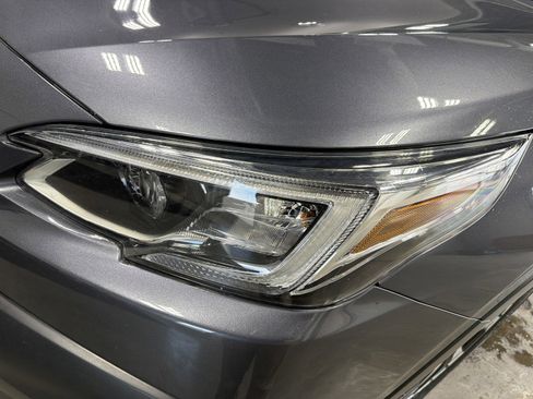 Certified 2022 Subaru Outback Limited image 10