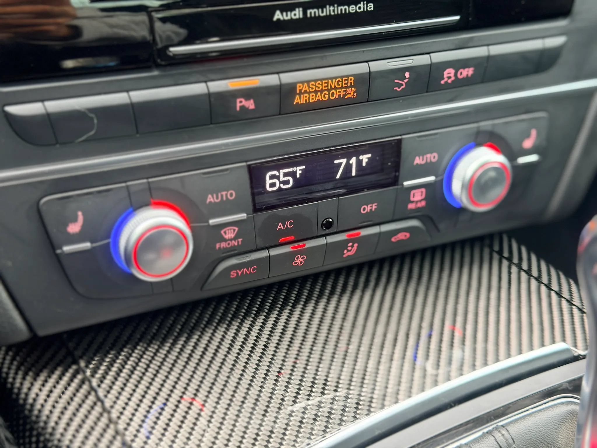Used 2014 Audi RS 7 Prestige AWD/4WD image 32