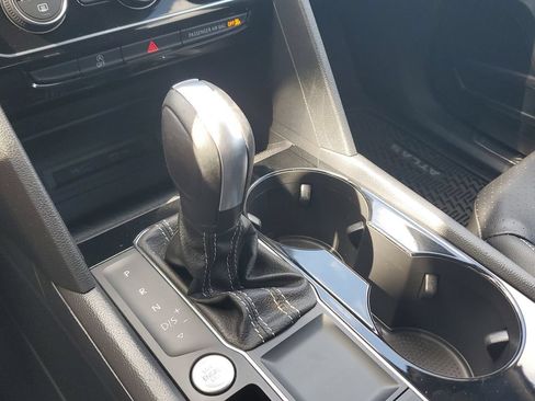 Certified 2023 Volkswagen Atlas SE FWD image 27