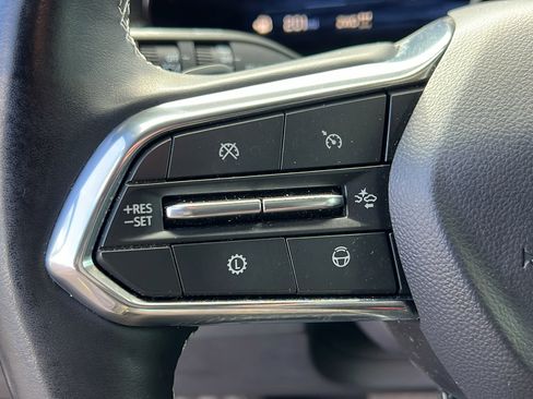 Certified 2025 Chevrolet Traverse Z71 w/ Enhanced Driving Package image 27