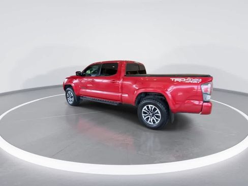 Used 2021 Toyota Tacoma TRD Sport AWD/4WD image 6