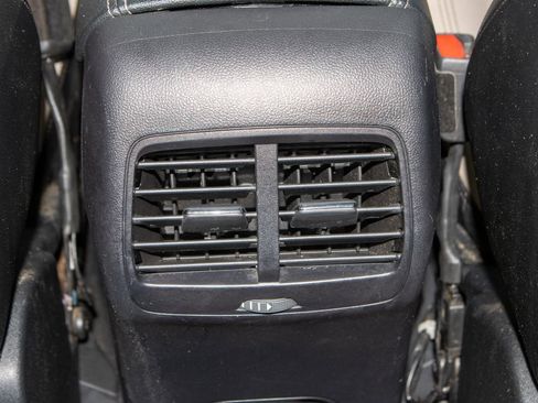 Used 2020 Ford Escape Titanium w/ Titanium Premium Package 2.0 image 15