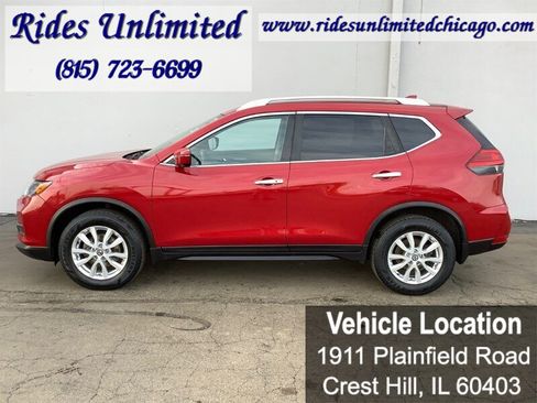 Used 2017 Nissan Rogue SV w/ SV Premium Package image 3