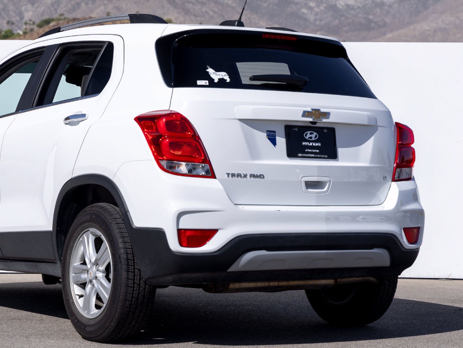 Used 2019 Chevrolet Trax LT w/ LT Convenience Package AWD/4WD image 5