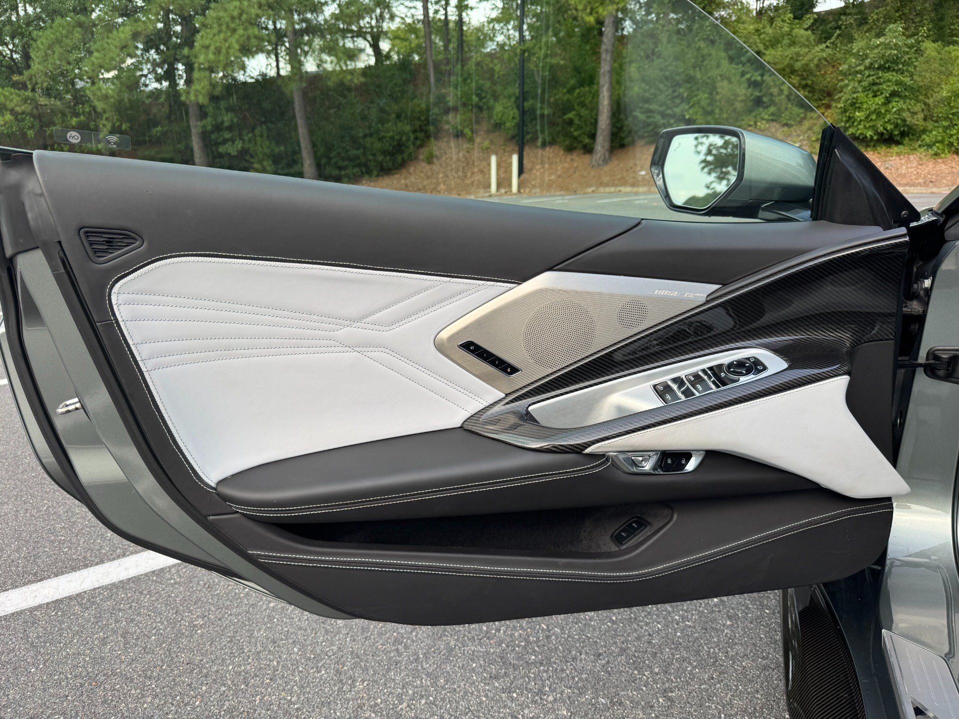 Used 2023 Chevrolet Corvette Z06 RWD image 30