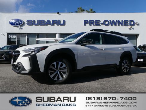 Certified 2025 Subaru Outback Premium image 1