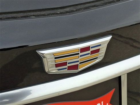 Used 2022 Cadillac XT6 Premium Luxury w/ Platinum Package image 29