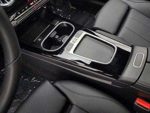 Used 2026 Mercedes-Benz CLA 250 image 9
