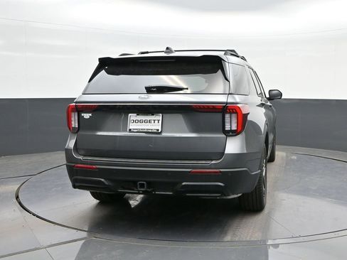 New 2025 Ford Explorer ST-Line w/ Premium Package image 23