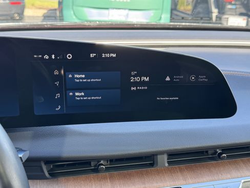 Used 2024 Lucid Air Touring image 25