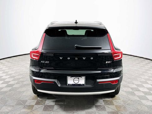 Certified 2025 Volvo XC40 B5 Plus w/ Protection Package Premier image 6