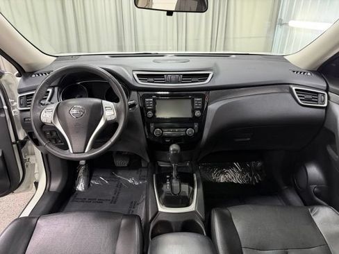 Used 2016 Nissan Rogue SL w/ SL Premium Package AWD/4WD image 13